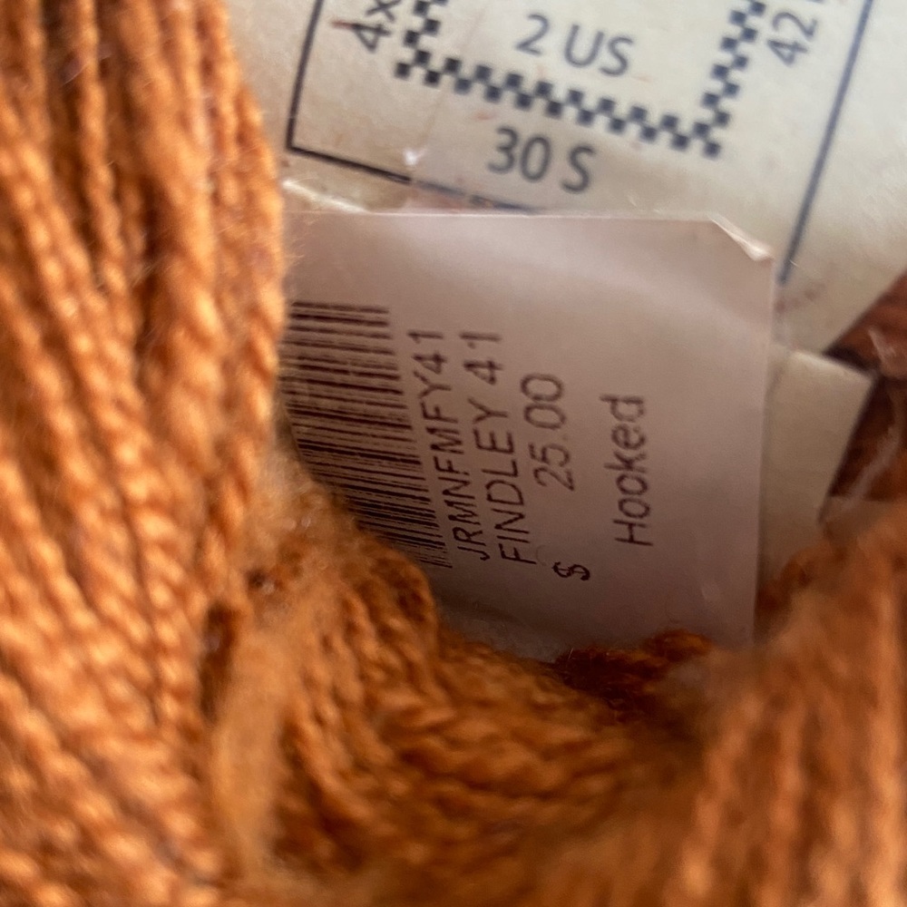 Juniper Moon Farm Findley Yarn in Brown 41 copper color 50% merino 50% silk - Picture 6 of 6